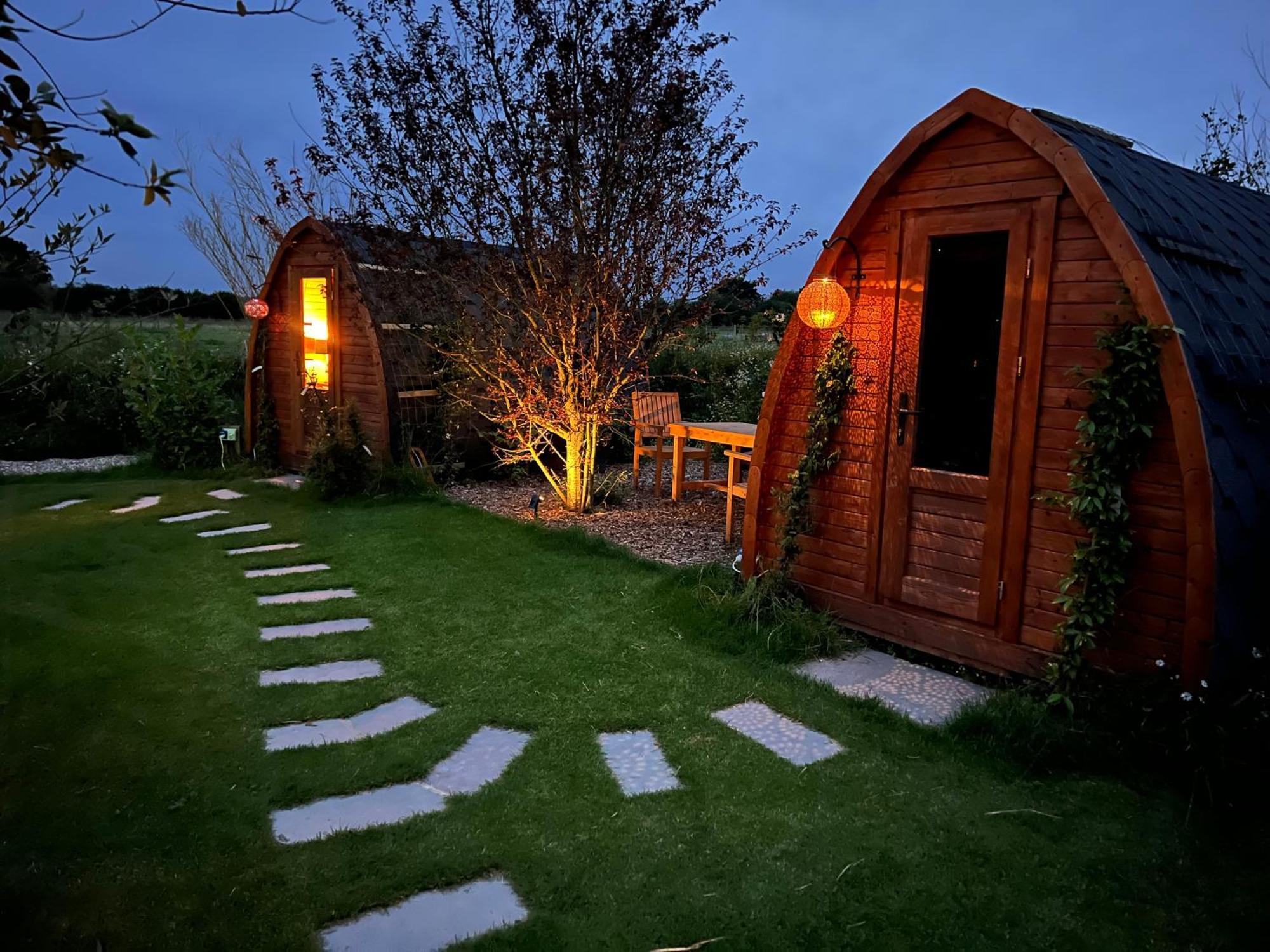 Dragonfly Glamping Spa Retreat 애슈퍼드 외부 사진